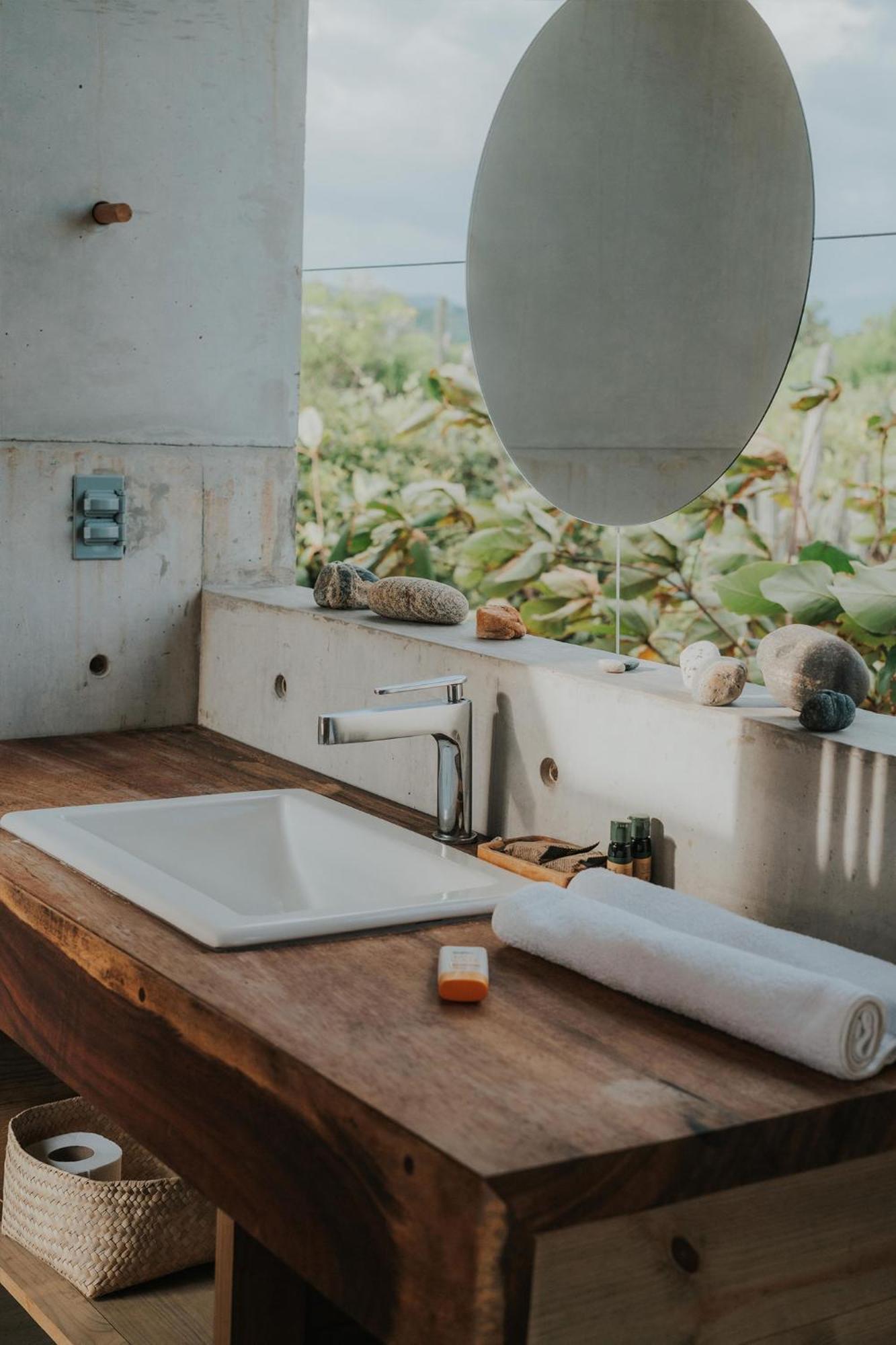 Casa Matilda, Cerca De Casa Wabi Y Hotel Terrestre Puerto Escondido  Esterno foto