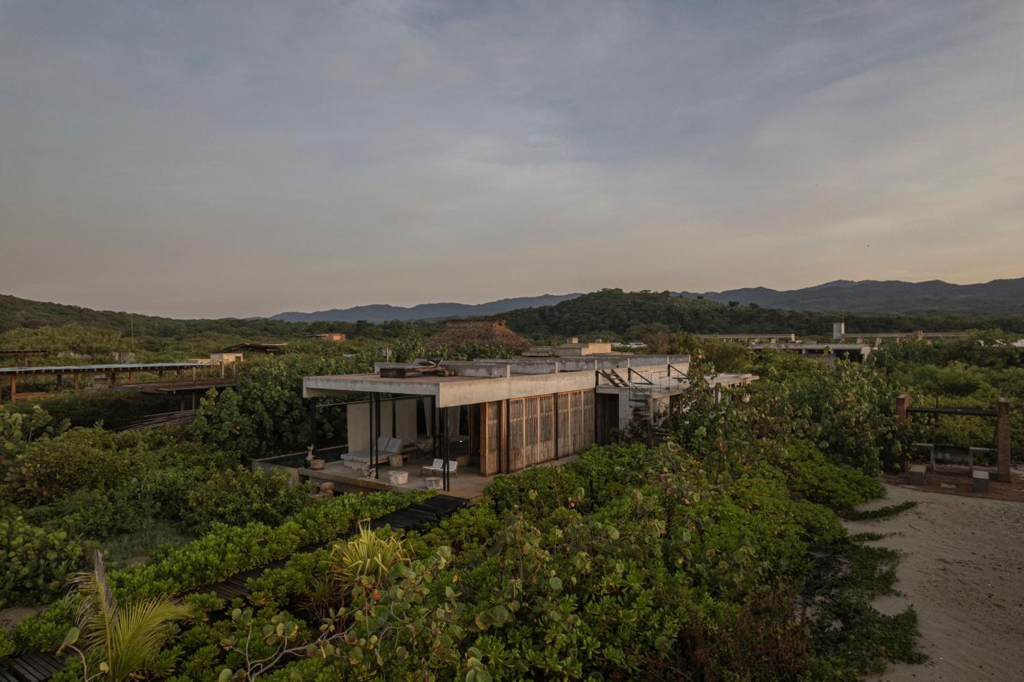 Casa Matilda, Cerca De Casa Wabi Y Hotel Terrestre Puerto Escondido  Esterno foto